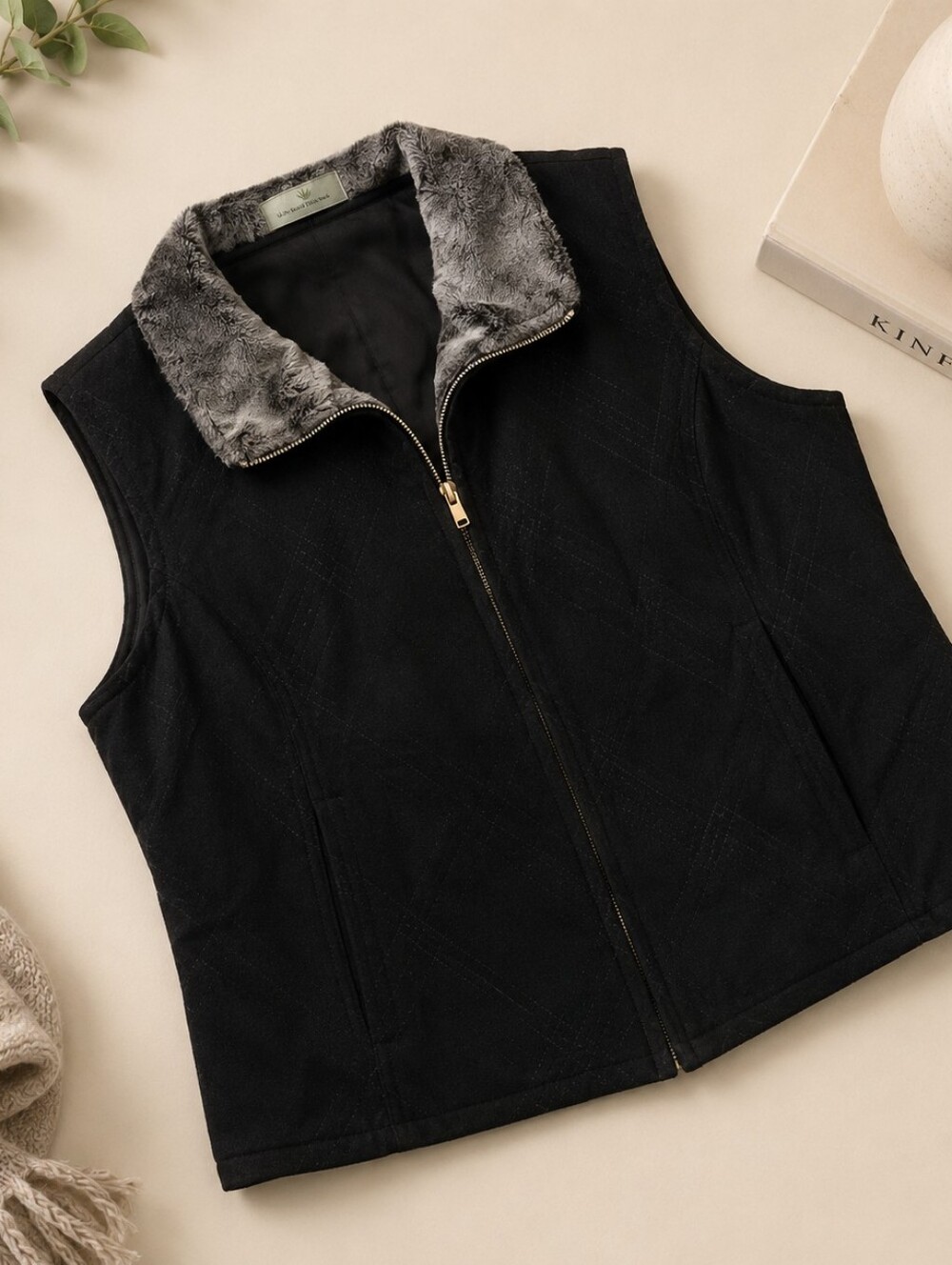 LEMON GRASS STUDIO VEST WITJ FAUX FUR COLLAR